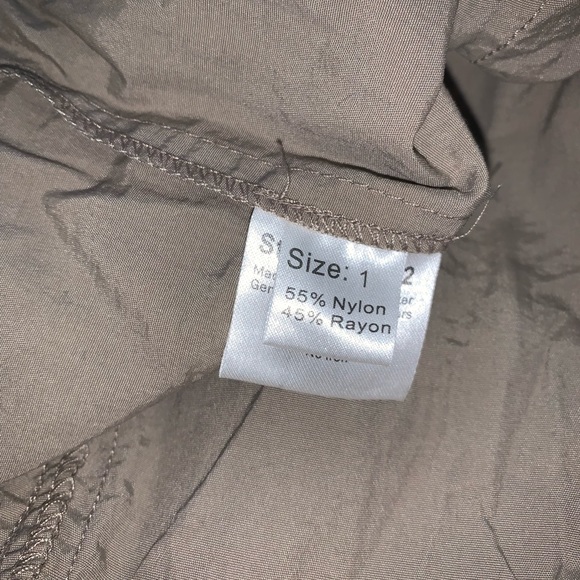 Utility Vest Size 1 - Picture 3 of 3